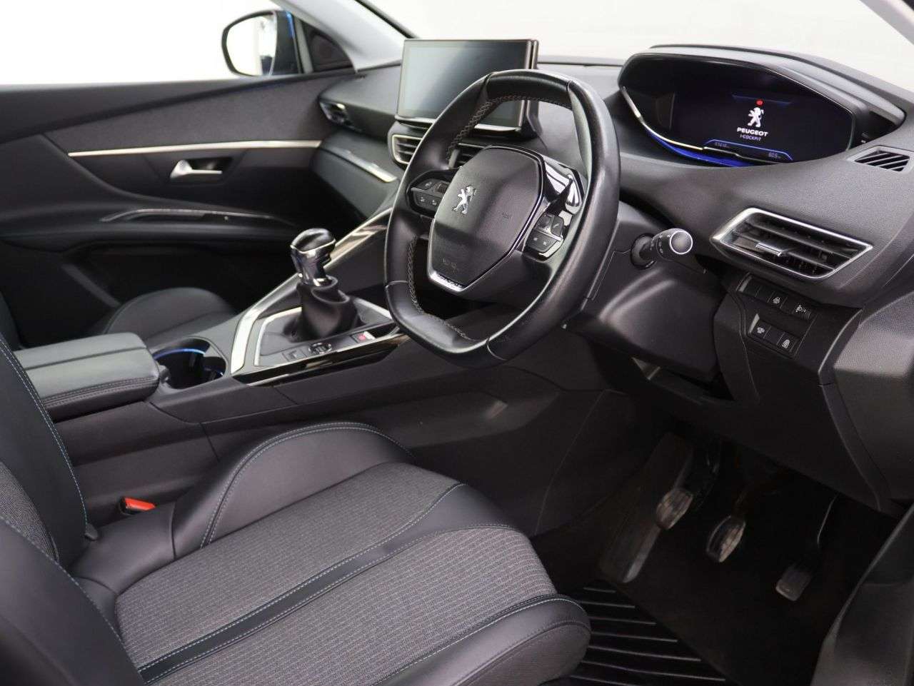 2021 PEUGEOT 3008 2021 PEUGEOT 3008