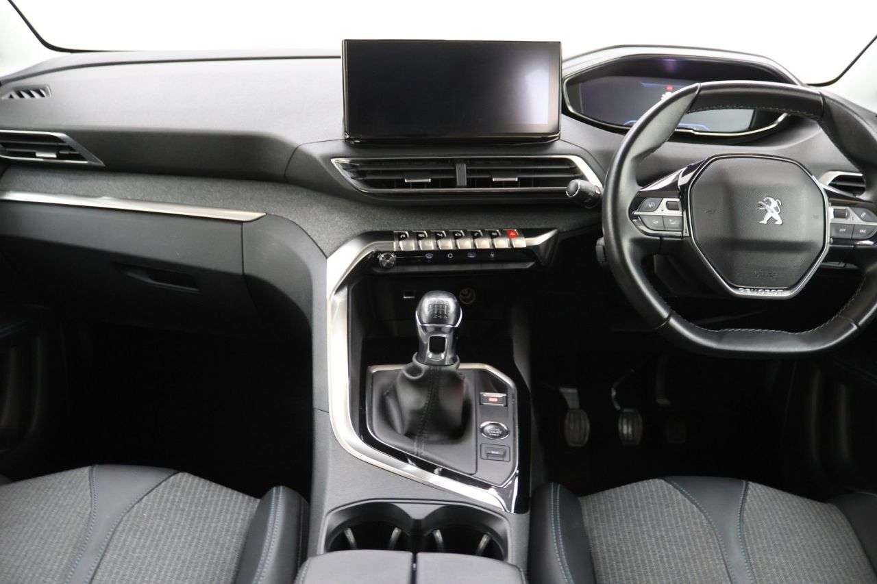 2021 PEUGEOT 3008 2021 PEUGEOT 3008
