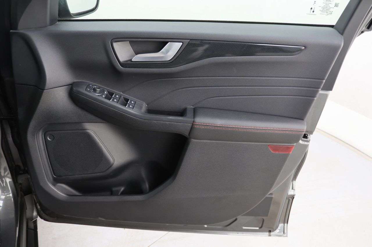 2023 FORD KUGA 2023 FORD KUGA