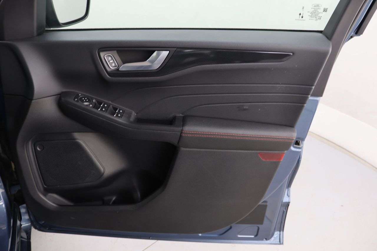 2022 FORD KUGA 2022 FORD KUGA
