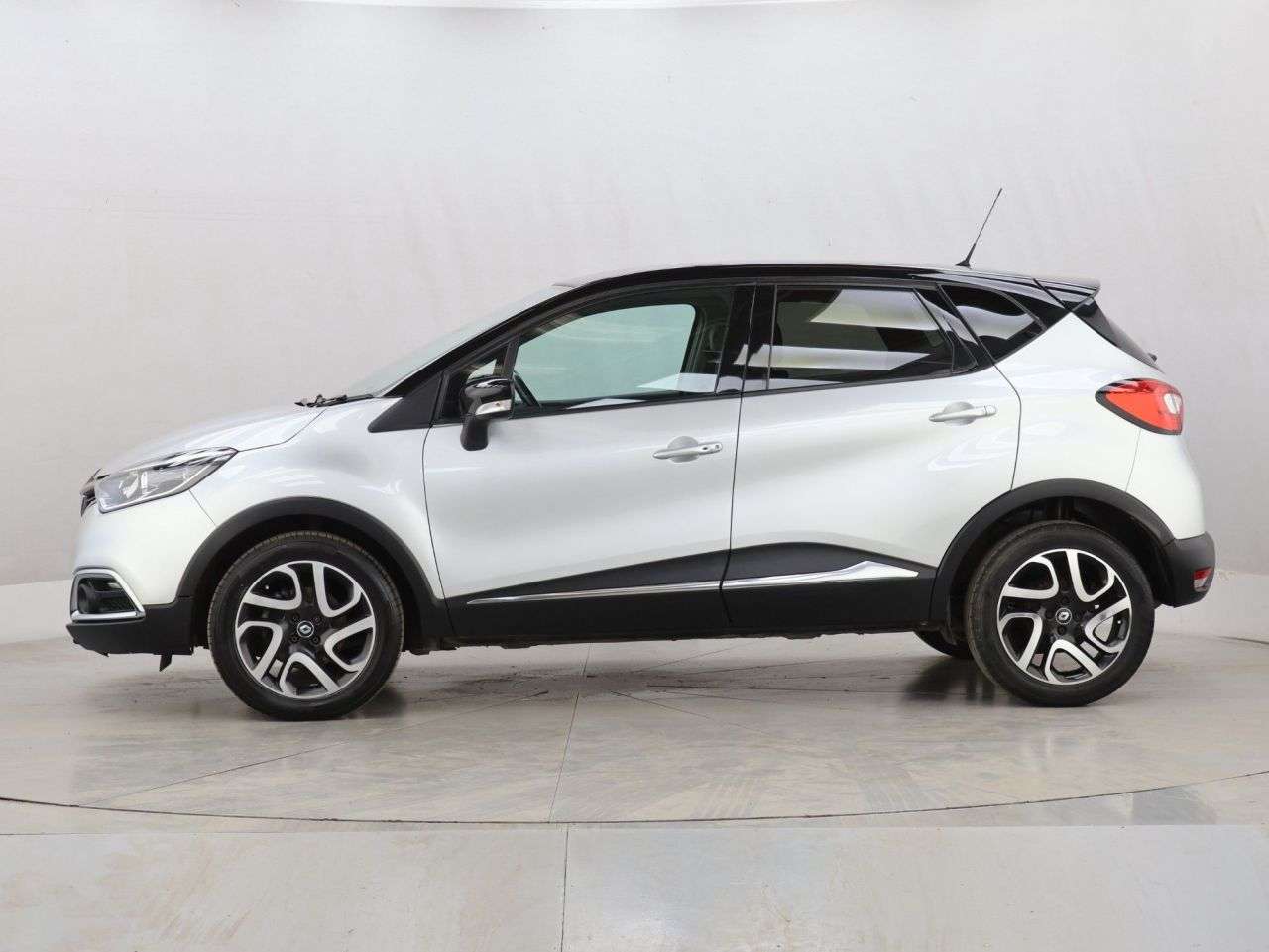 2016 RENAULT CAPTUR 2016 RENAULT CAPTUR