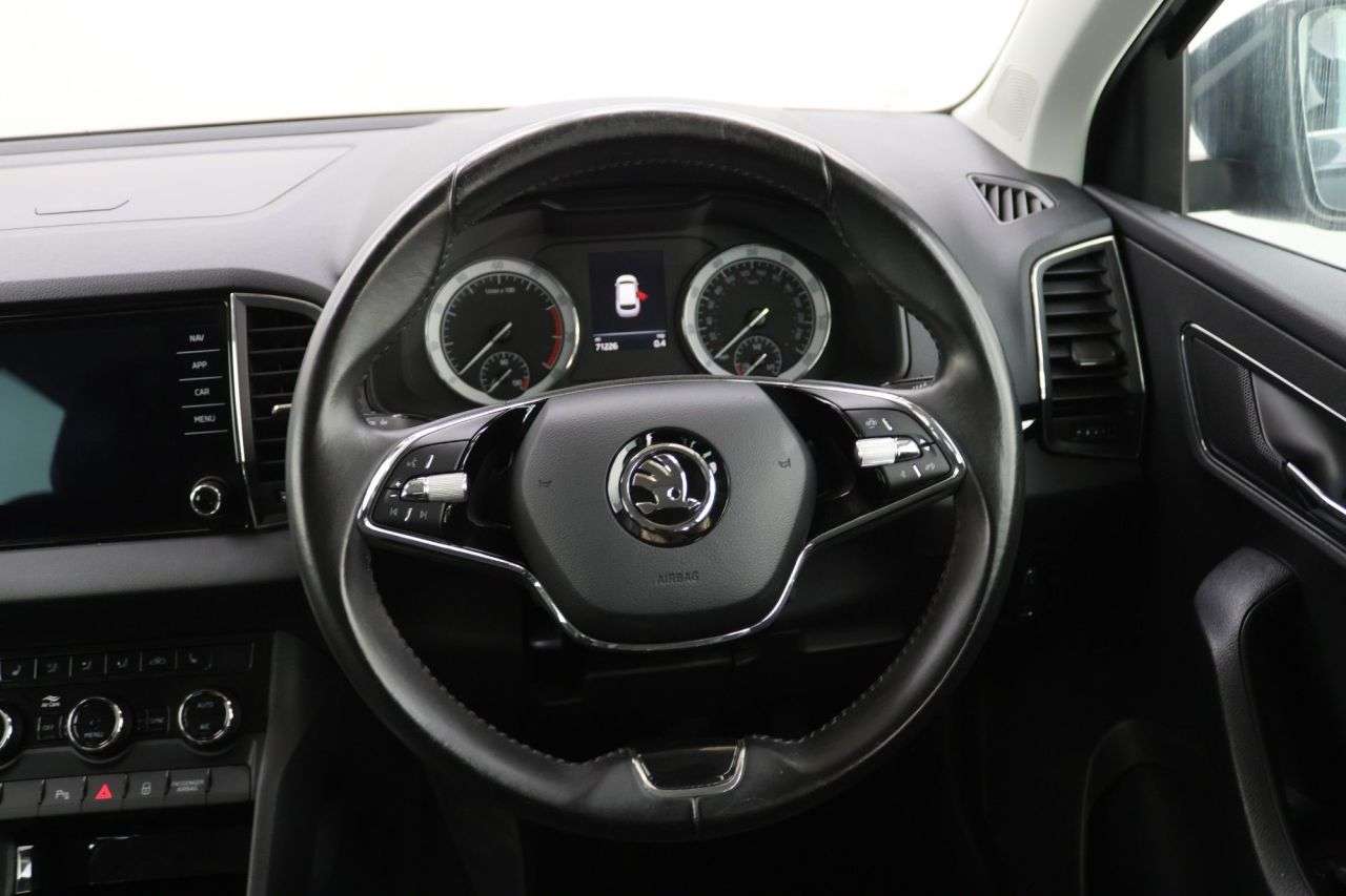 2021 SKODA KAROQ 2021 SKODA KAROQ