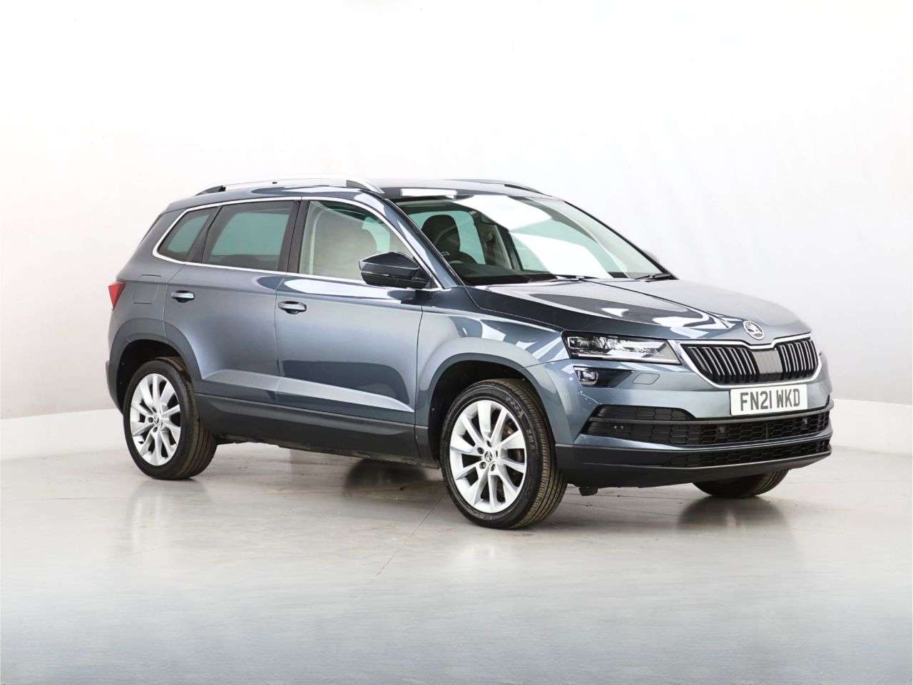 A 2021 SKODA KAROQ 1.5 TSI ACT SE L SUV 5dr Petrol DSG Euro 6 (s/s) (150 ps) A 2021 SKODA KAROQ 1.5 TSI ACT SE L SUV 5dr Petrol DSG Euro 6 (s/s) (150 ps)