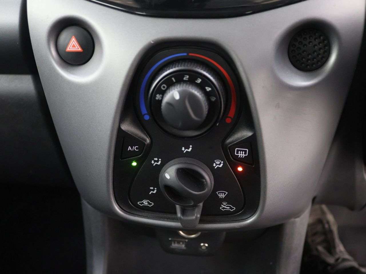 2021 TOYOTA AYGO 2021 TOYOTA AYGO