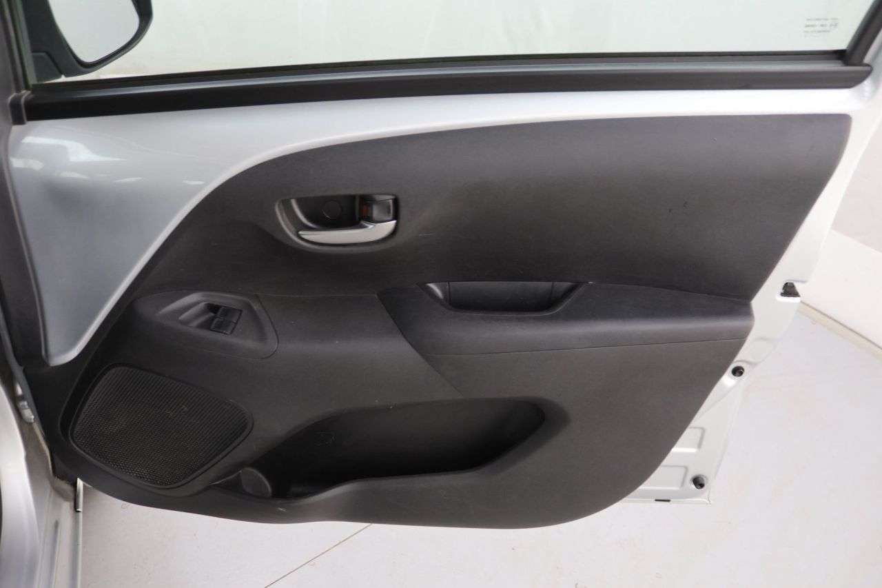 2021 TOYOTA AYGO 2021 TOYOTA AYGO