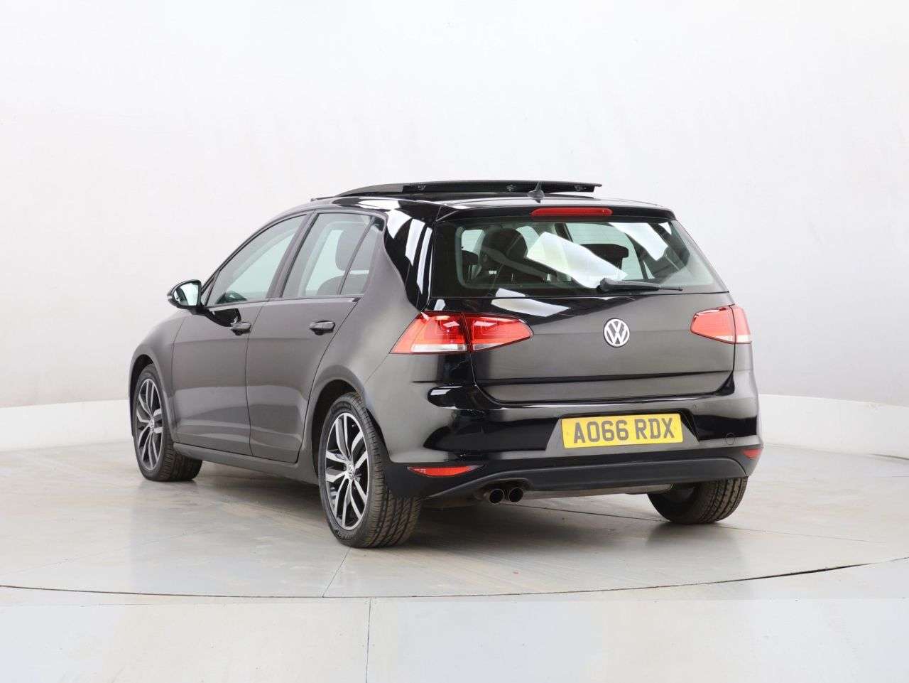 2016 VOLKSWAGEN GOLF 2016 VOLKSWAGEN GOLF