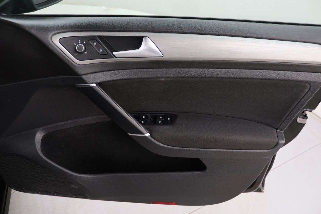 2016 VOLKSWAGEN GOLF 2016 VOLKSWAGEN GOLF
