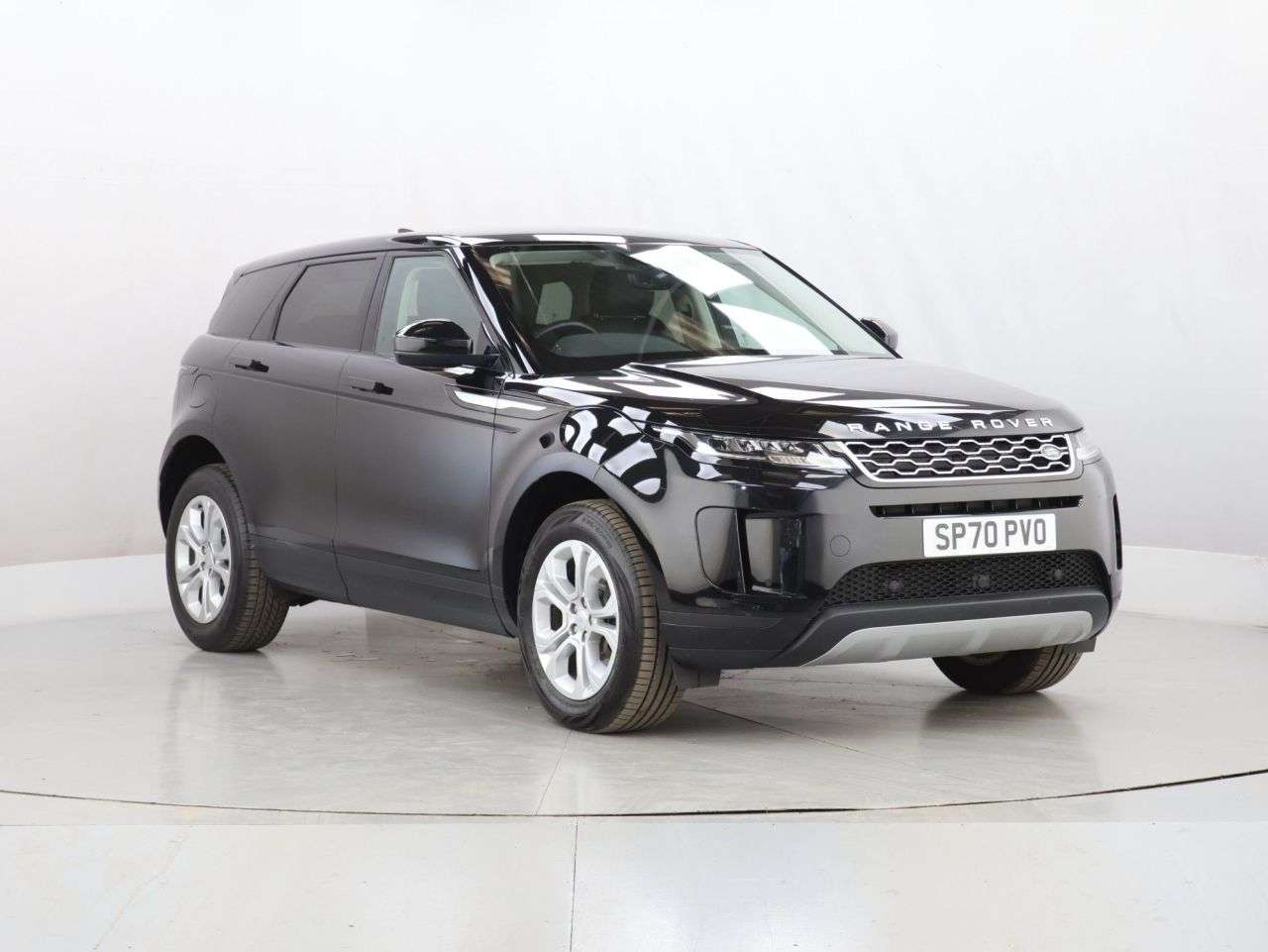 A 2020 LAND ROVER RANGE ROVER EVOQUE 2.0 D150 S SUV 5dr Diesel Manual FWD Euro 6 (s/s) (150 ps) A 2020 LAND ROVER RANGE ROVER EVOQUE 2.0 D150 S SUV 5dr Diesel Manual FWD Euro 6 (s/s) (150 ps)