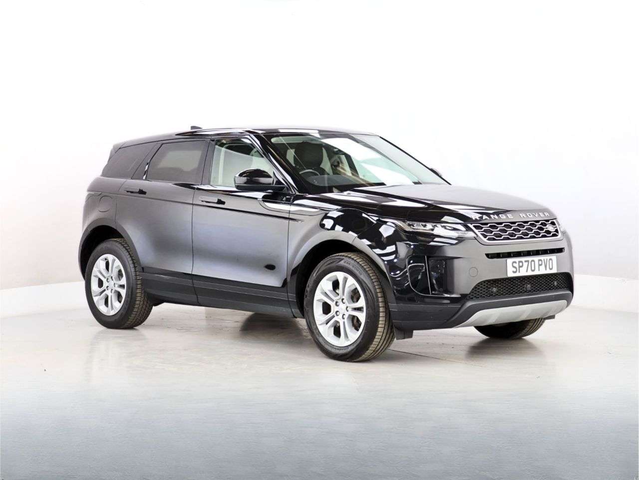 A 2020 LAND ROVER RANGE ROVER EVOQUE 2.0 D150 S SUV 5dr Diesel Manual FWD Euro 6 (s/s) (150 ps) A 2020 LAND ROVER RANGE ROVER EVOQUE 2.0 D150 S SUV 5dr Diesel Manual FWD Euro 6 (s/s) (150 ps)