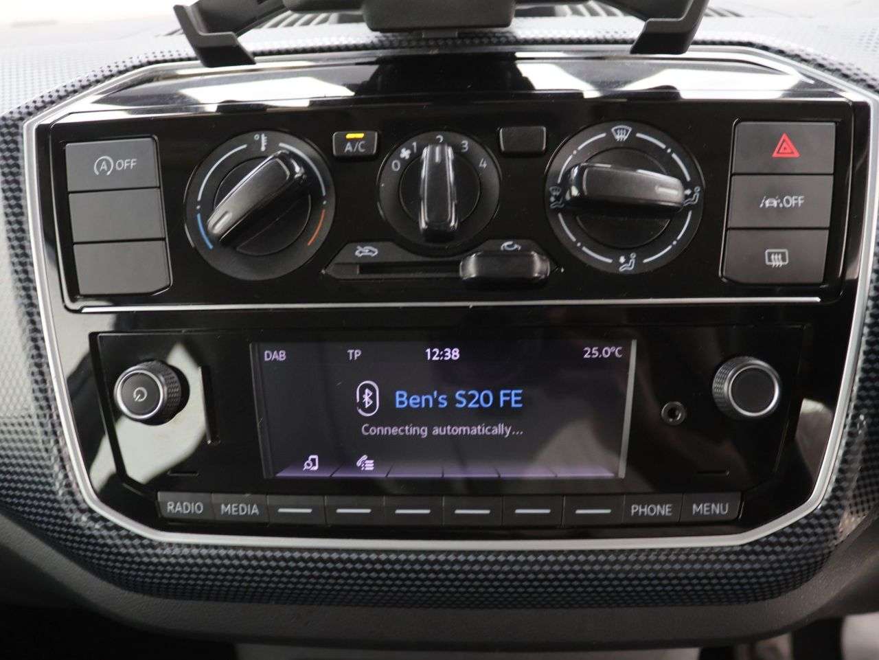 2022 VOLKSWAGEN UP! 2022 VOLKSWAGEN UP!