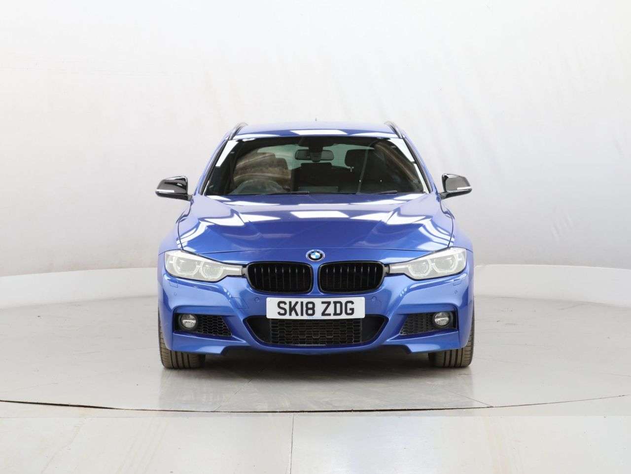 A 2018 BMW 3 SERIES 3.0 335d M Sport Shadow Edition Touring 5dr Diesel Auto xDrive Euro 6 (s/s) A 2018 BMW 3 SERIES 3.0 335d M Sport Shadow Edition Touring 5dr Diesel Auto xDrive Euro 6 (s/s)