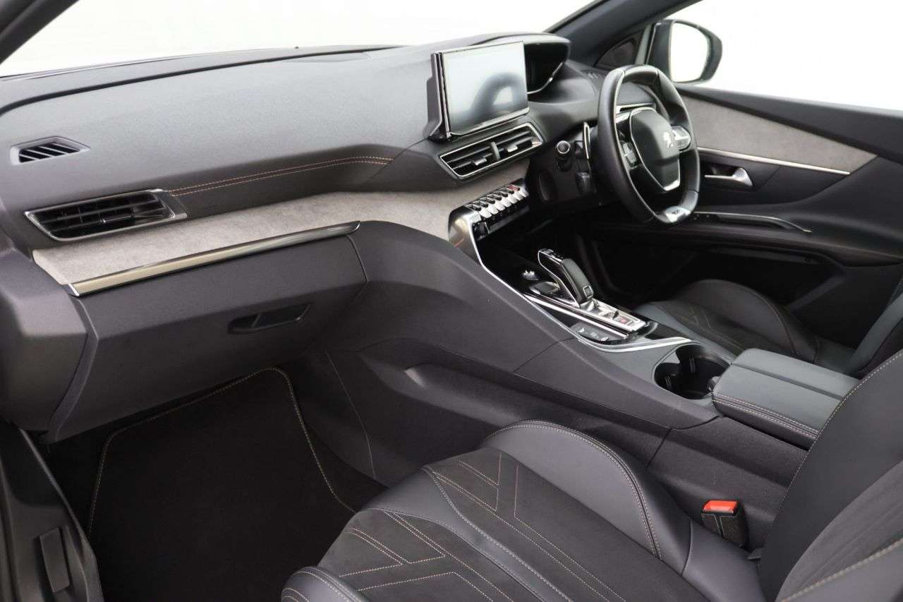 2021 PEUGEOT 3008 2021 PEUGEOT 3008