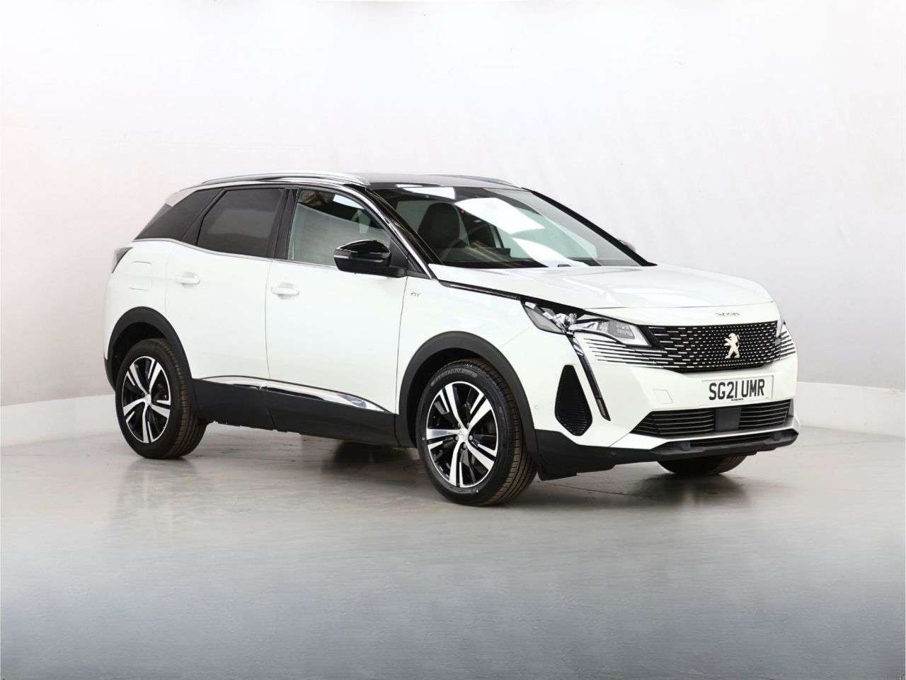 A 2021 PEUGEOT 3008 1.2 PureTech GT SUV 5dr Petrol EAT Euro 6 (s/s) (130 ps) A 2021 PEUGEOT 3008 1.2 PureTech GT SUV 5dr Petrol EAT Euro 6 (s/s) (130 ps)