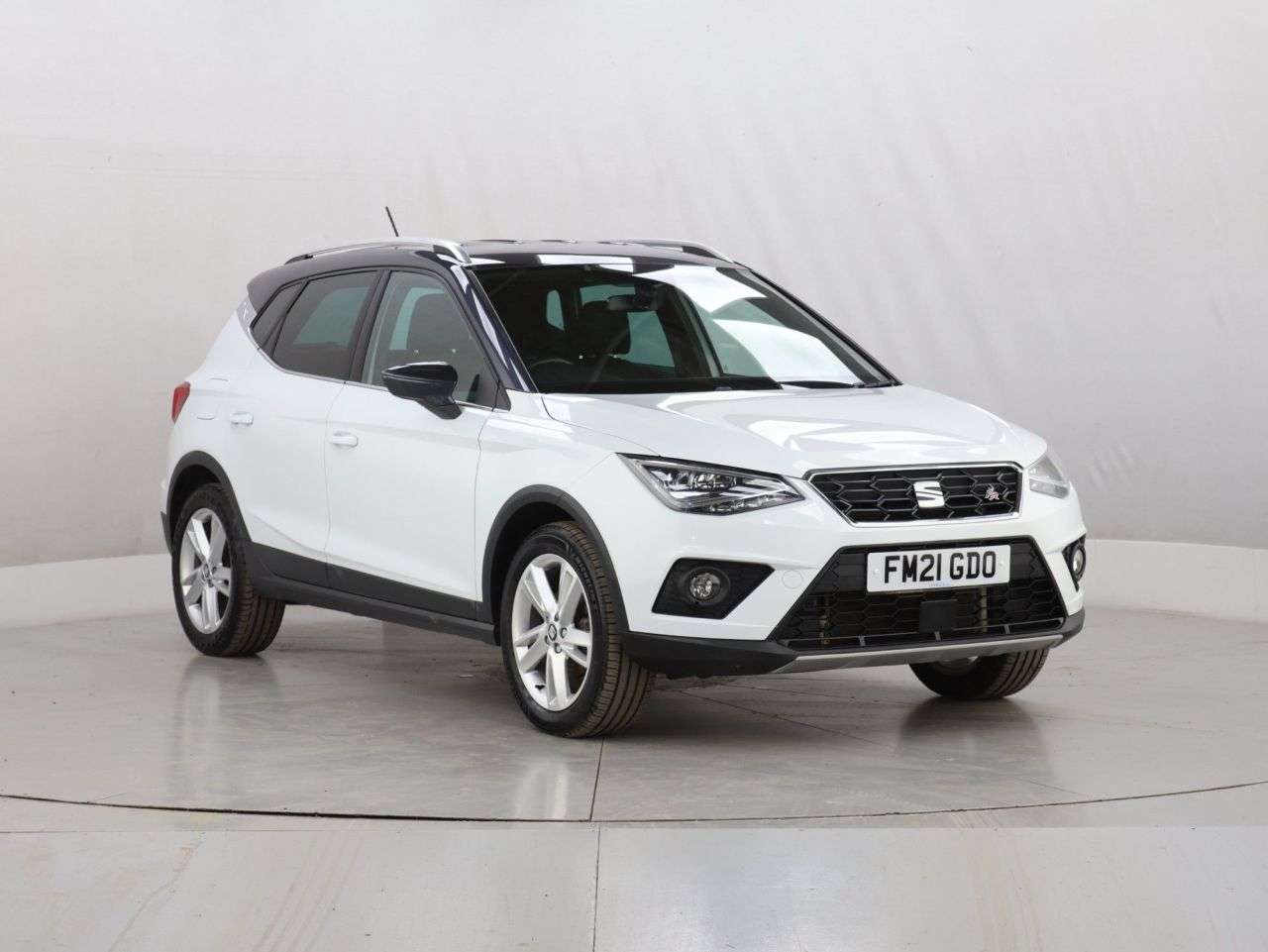 A 2021 SEAT ARONA 1.0 TSI FR SUV 5dr Petrol Manual Euro 6 (s/s) (110 ps) A 2021 SEAT ARONA 1.0 TSI FR SUV 5dr Petrol Manual Euro 6 (s/s) (110 ps)