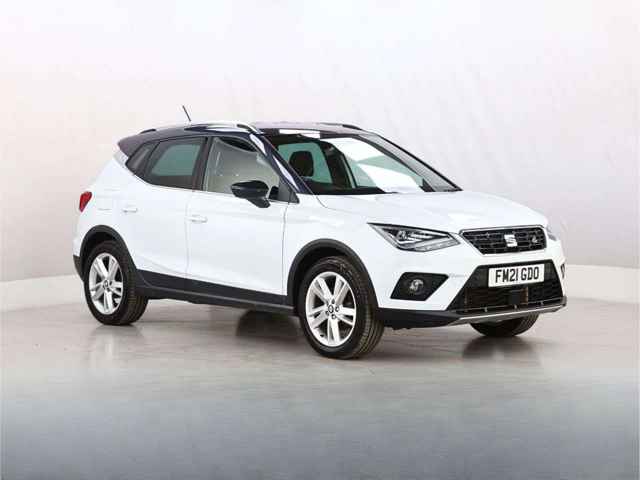 A 2021 SEAT ARONA 1.0 TSI FR SUV 5dr Petrol Manual Euro 6 (s/s) (110 ps) A 2021 SEAT ARONA 1.0 TSI FR SUV 5dr Petrol Manual Euro 6 (s/s) (110 ps)