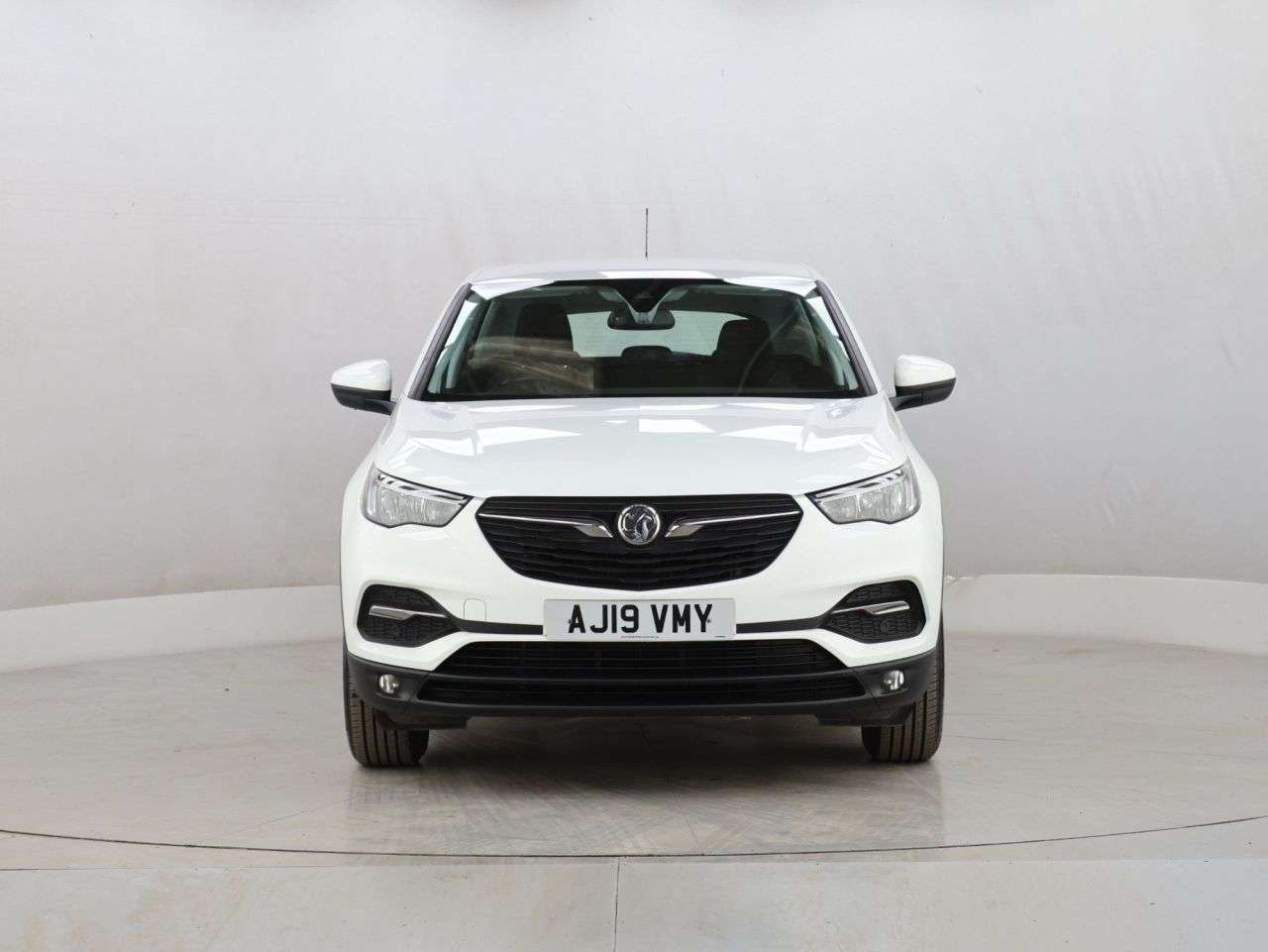 A 2019 VAUXHALL GRANDLAND X 1.2 Turbo GPF SE SUV 5dr Petrol Manual Euro 6 (s/s) (130 ps) A 2019 VAUXHALL GRANDLAND X 1.2 Turbo GPF SE SUV 5dr Petrol Manual Euro 6 (s/s) (130 ps)