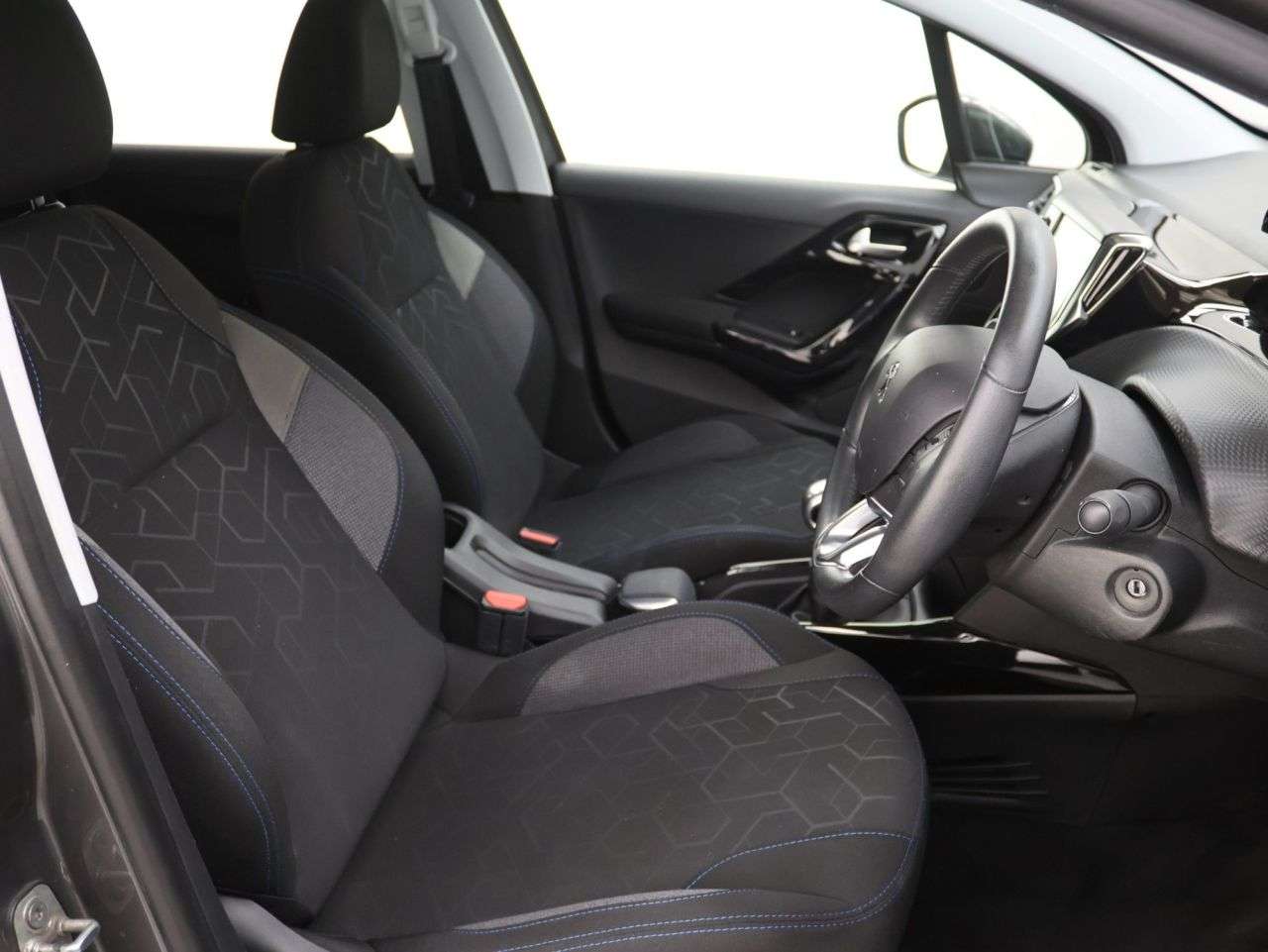 2019 PEUGEOT 2008 2019 PEUGEOT 2008