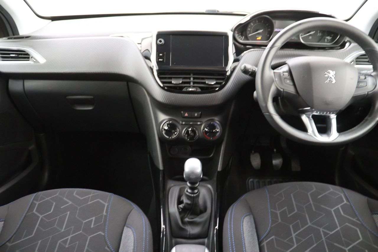 2019 PEUGEOT 2008 2019 PEUGEOT 2008