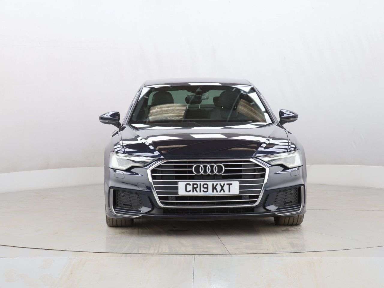 A 2019 AUDI A6 SALOON 2.0 TDI 40 S line Saloon 4dr Diesel S Tronic Euro 6 (s/s) (204 ps) A 2019 AUDI A6 SALOON 2.0 TDI 40 S line Saloon 4dr Diesel S Tronic Euro 6 (s/s) (204 ps)