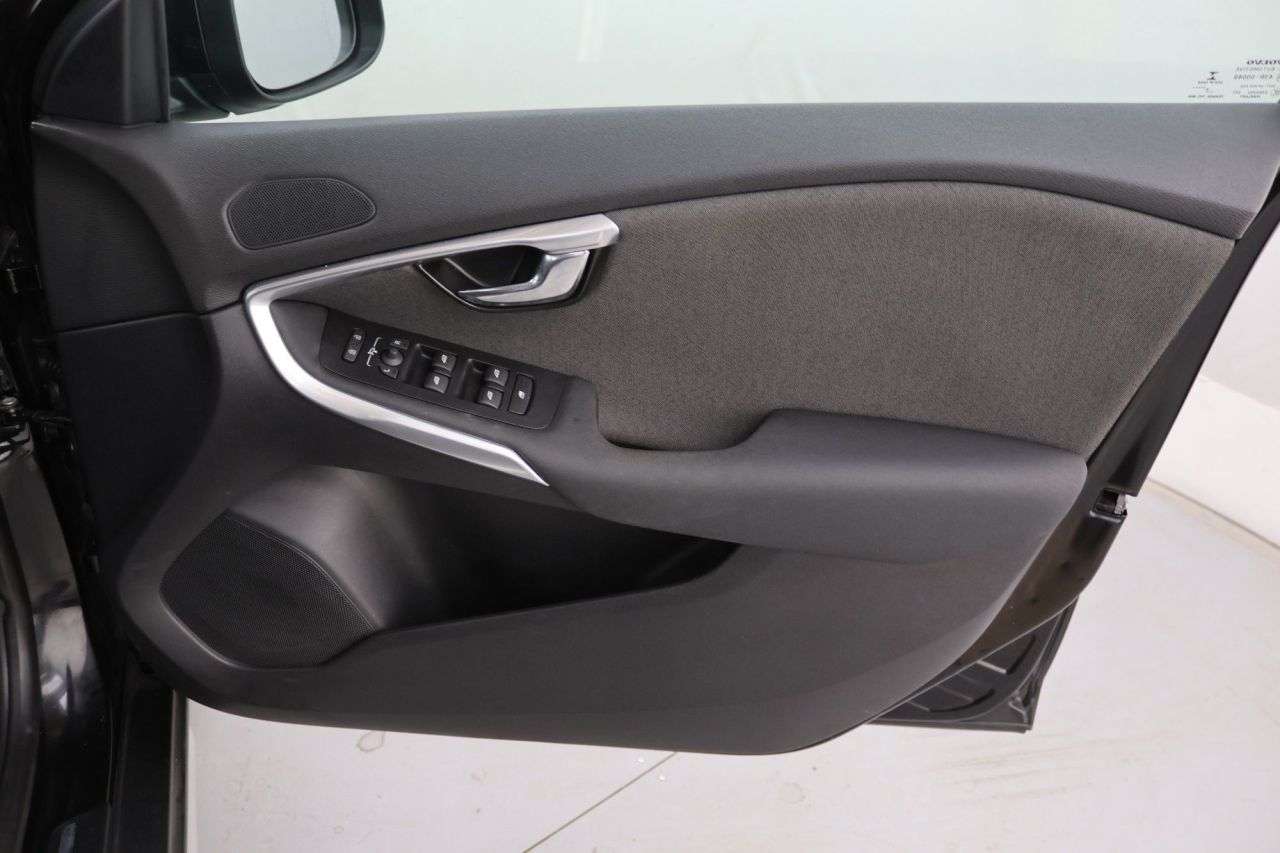 2018 VOLVO V40 CROSS COUNTRY 2018 VOLVO V40 CROSS COUNTRY