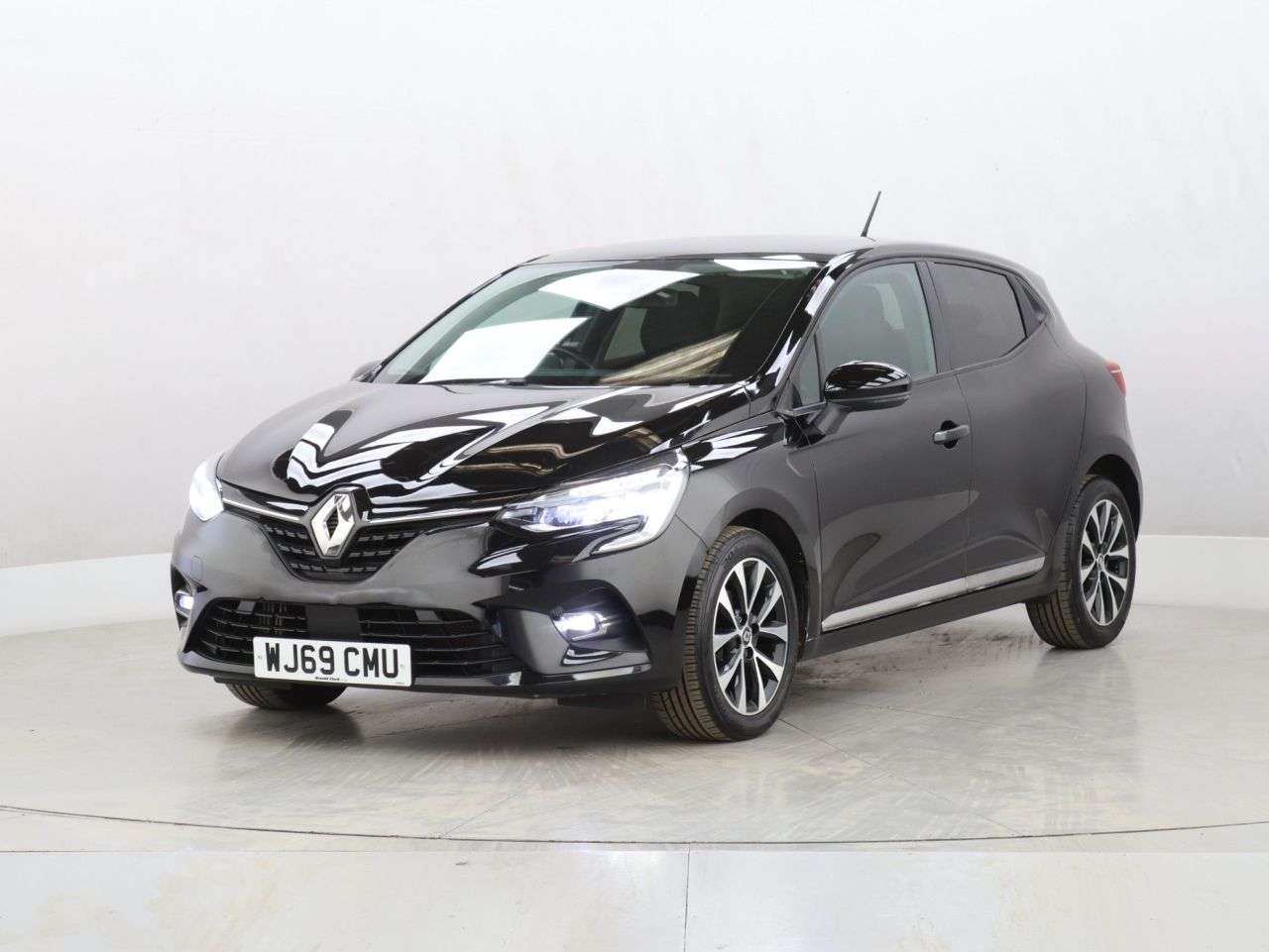 2019 RENAULT CLIO 2019 RENAULT CLIO