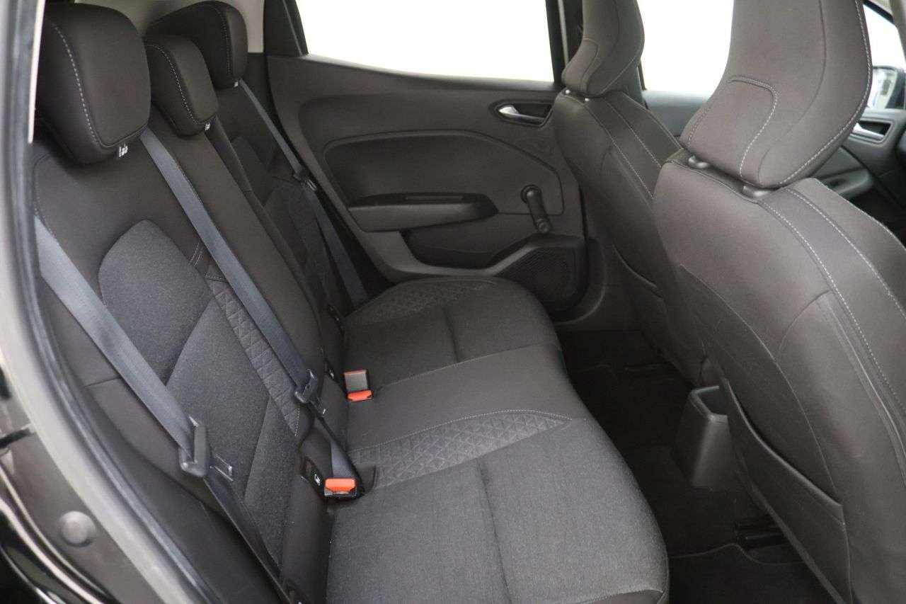 2019 RENAULT CLIO 2019 RENAULT CLIO