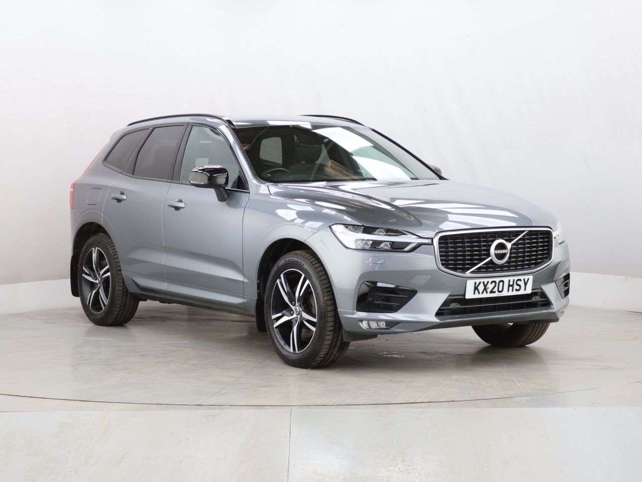 A 2020 VOLVO XC60 2.0 B5 MHEV R-Design SUV 5dr Petrol Hybrid Auto AWD Euro 6 (s/s) (250 ps) A 2020 VOLVO XC60 2.0 B5 MHEV R-Design SUV 5dr Petrol Hybrid Auto AWD Euro 6 (s/s) (250 ps)