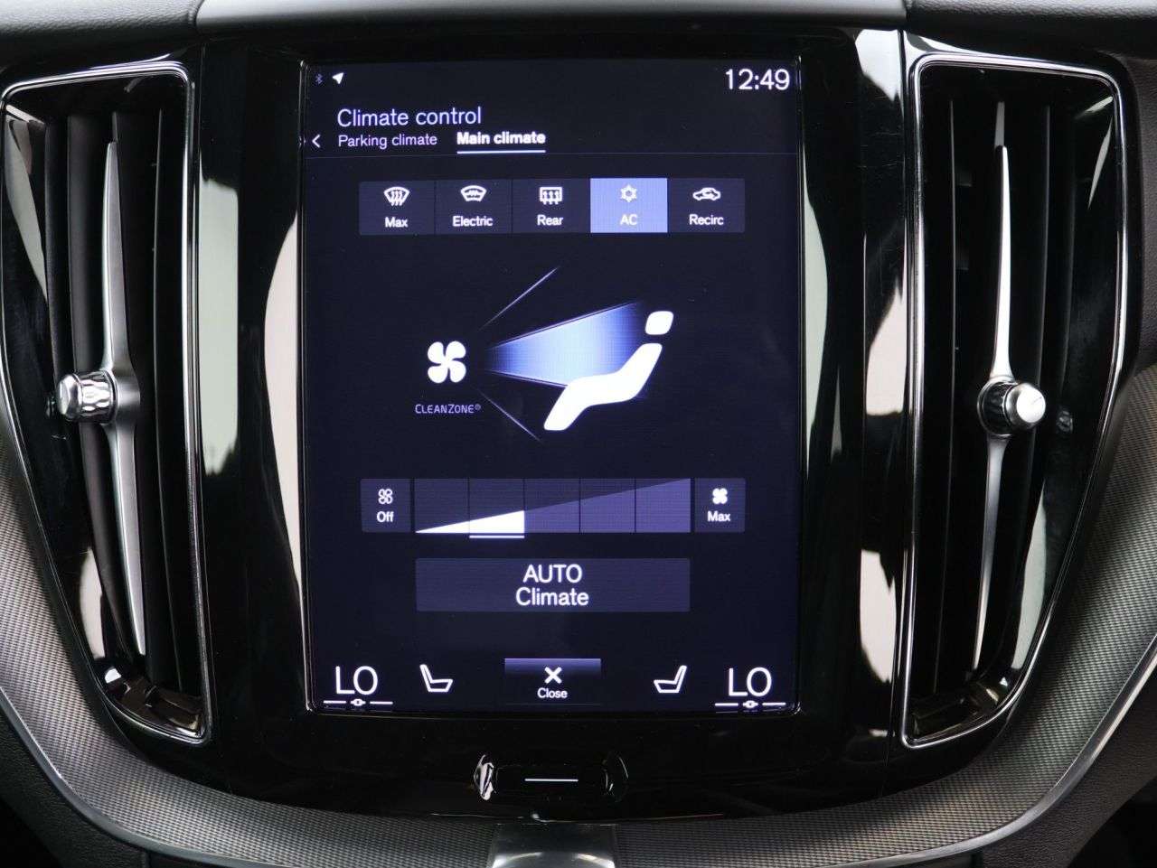 2020 VOLVO XC60 2020 VOLVO XC60