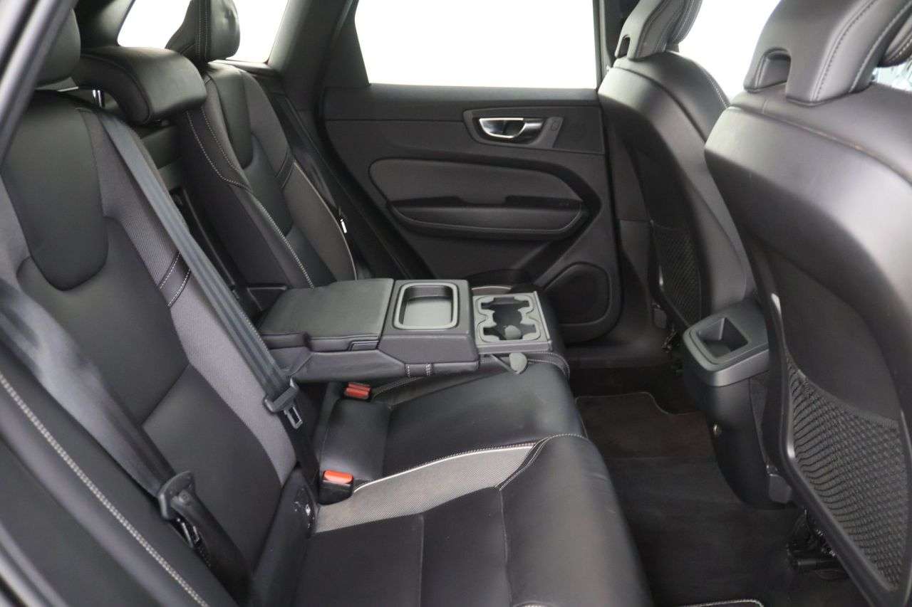 2020 VOLVO XC60 2020 VOLVO XC60