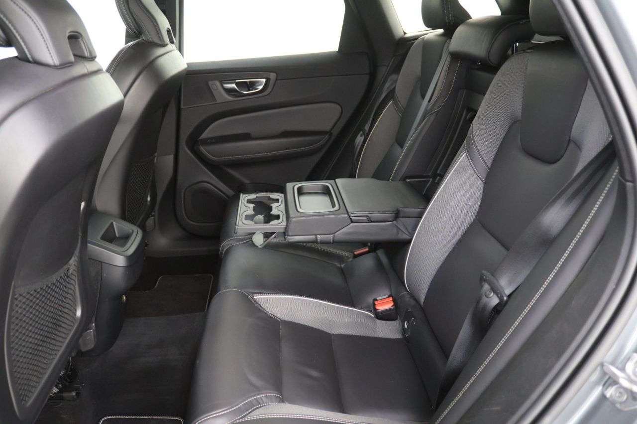 2020 VOLVO XC60 2020 VOLVO XC60