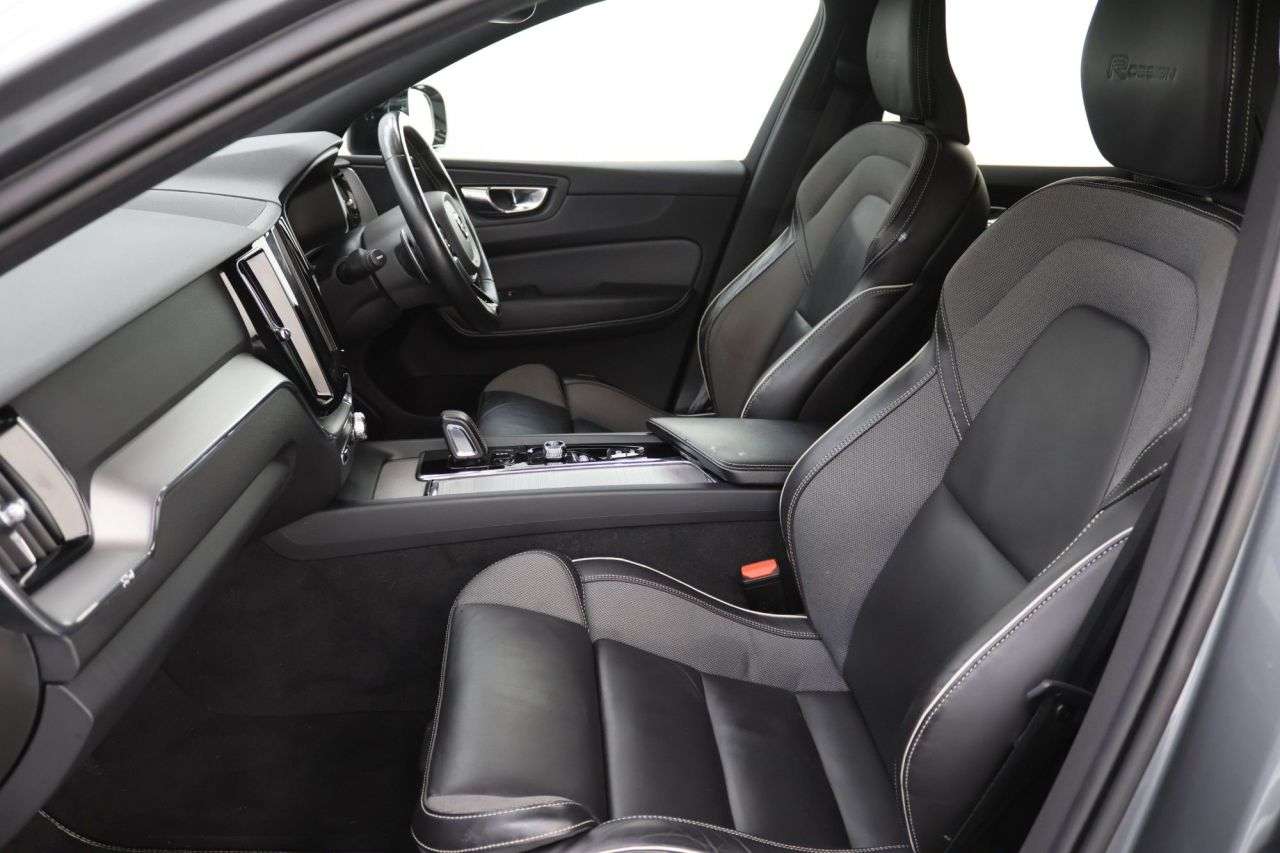 2020 VOLVO XC60 2020 VOLVO XC60