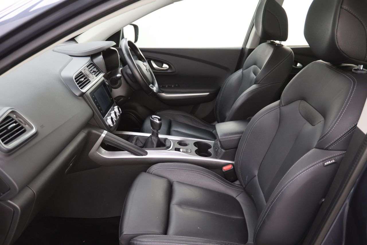 2019 RENAULT KADJAR 2019 RENAULT KADJAR