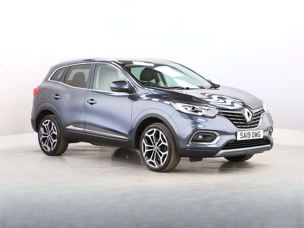 A 2019 RENAULT KADJAR 1.3 TCe GT Line SUV 5dr Petrol Manual Euro 6 (s/s) (160 ps) A 2019 RENAULT KADJAR 1.3 TCe GT Line SUV 5dr Petrol Manual Euro 6 (s/s) (160 ps)