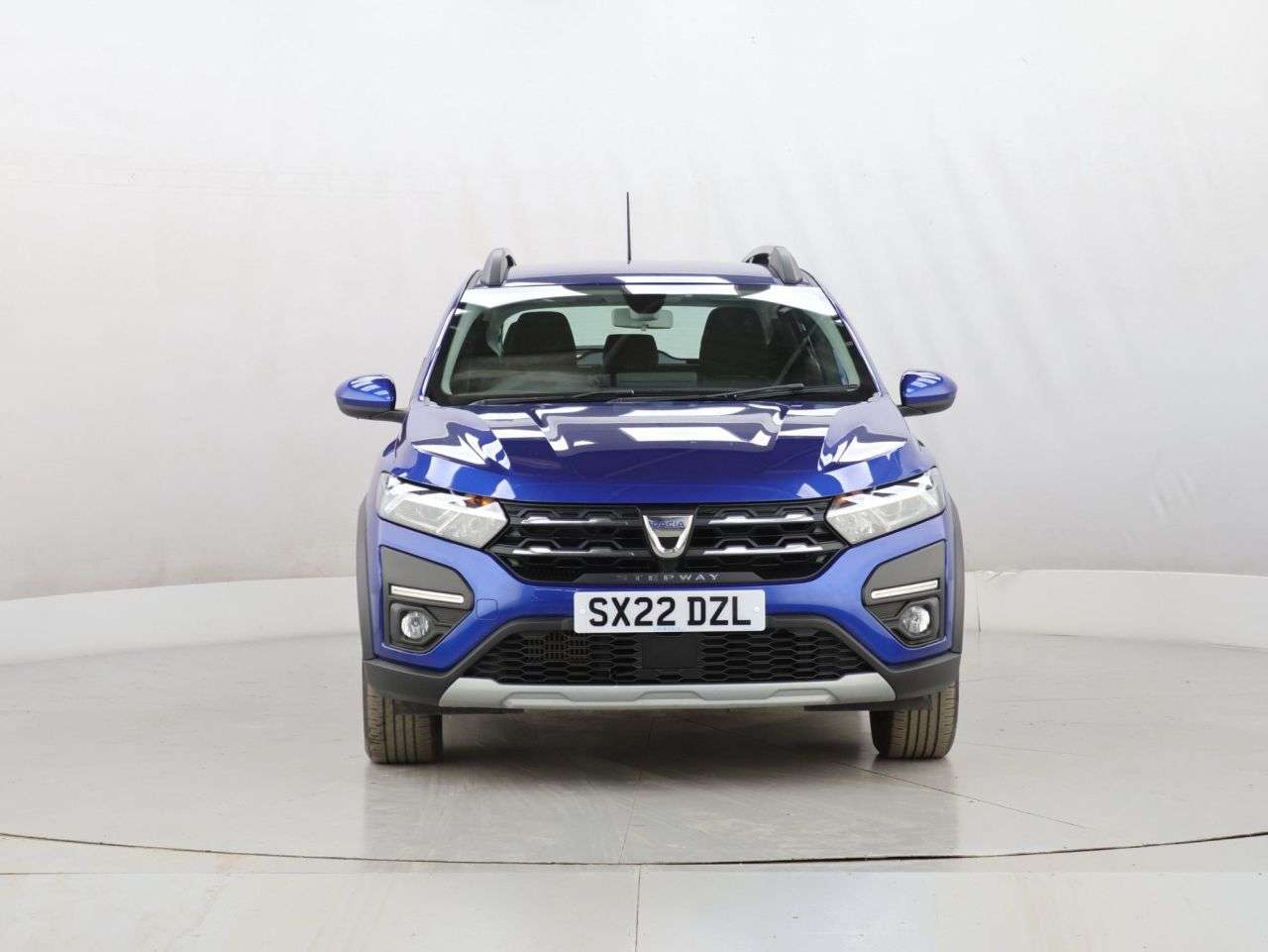 A 2022 DACIA SANDERO STEPWAY 1.0 TCe Comfort Hatchback 5dr Petrol Manual Euro 6 (s/s) (90 ps) A 2022 DACIA SANDERO STEPWAY 1.0 TCe Comfort Hatchback 5dr Petrol Manual Euro 6 (s/s) (90 ps)