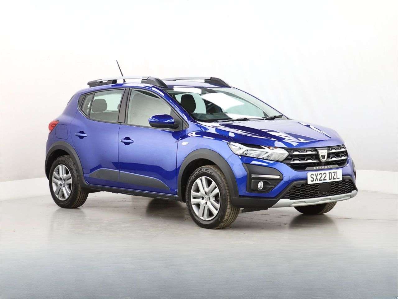 A 2022 DACIA SANDERO STEPWAY 1.0 TCe Comfort Hatchback 5dr Petrol Manual Euro 6 (s/s) (90 ps) A 2022 DACIA SANDERO STEPWAY 1.0 TCe Comfort Hatchback 5dr Petrol Manual Euro 6 (s/s) (90 ps)
