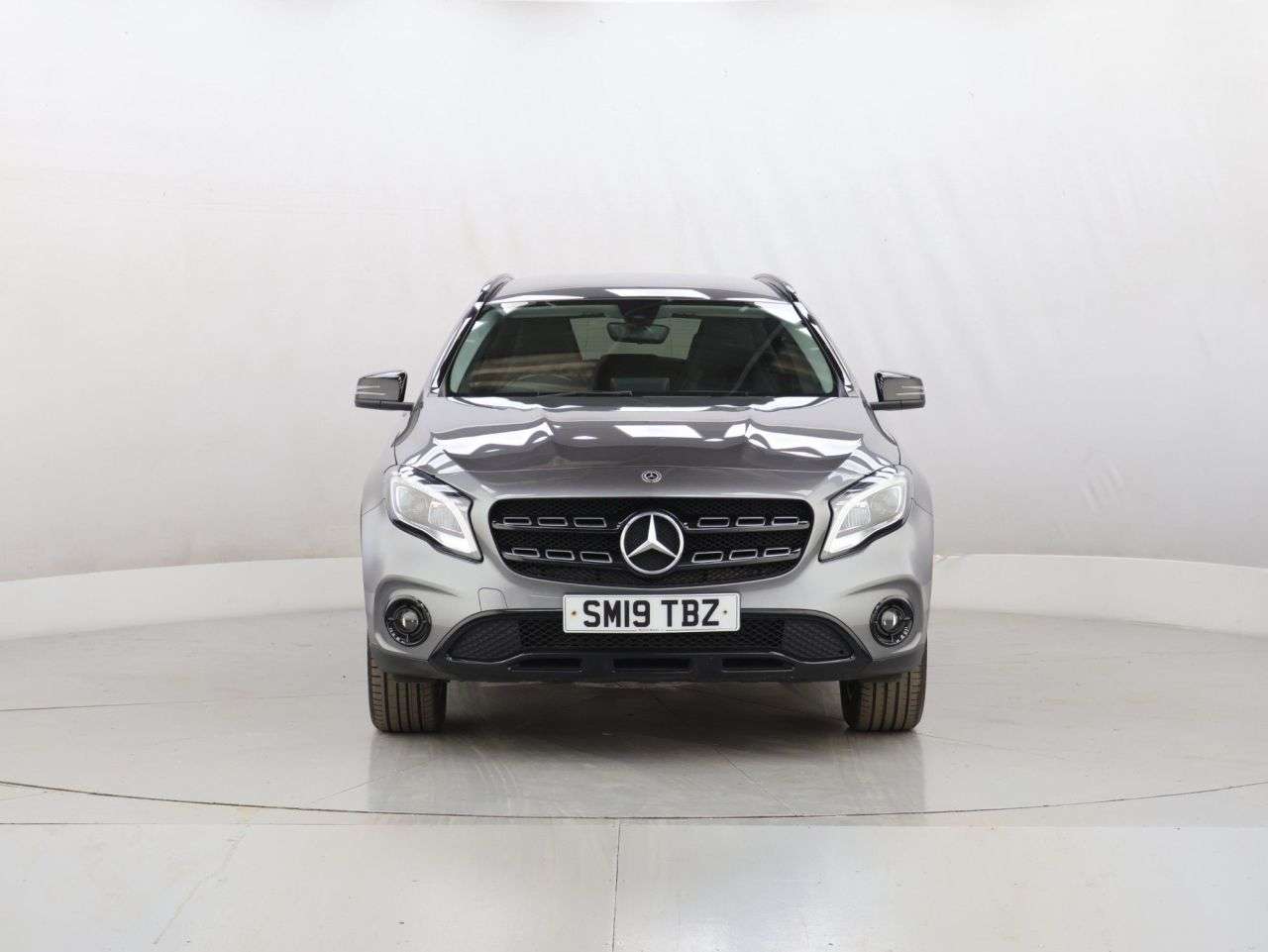 A 2019 MERCEDES-BENZ GLA CLASS 1.6 GLA180 Urban Edition SUV 5dr Petrol Manual Euro 6 (s/s) (122 ps) A 2019 MERCEDES-BENZ GLA CLASS 1.6 GLA180 Urban Edition SUV 5dr Petrol Manual Euro 6 (s/s) (122 ps)