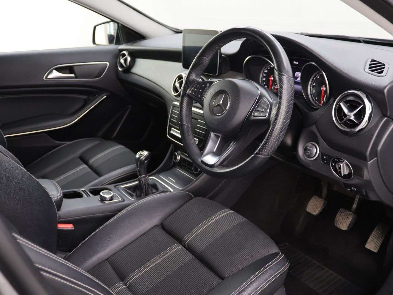 2019 MERCEDES-BENZ GLA CLASS 2019 MERCEDES-BENZ GLA CLASS
