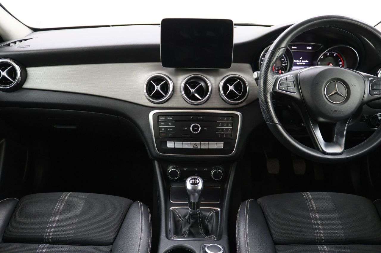 2019 MERCEDES-BENZ GLA CLASS 2019 MERCEDES-BENZ GLA CLASS