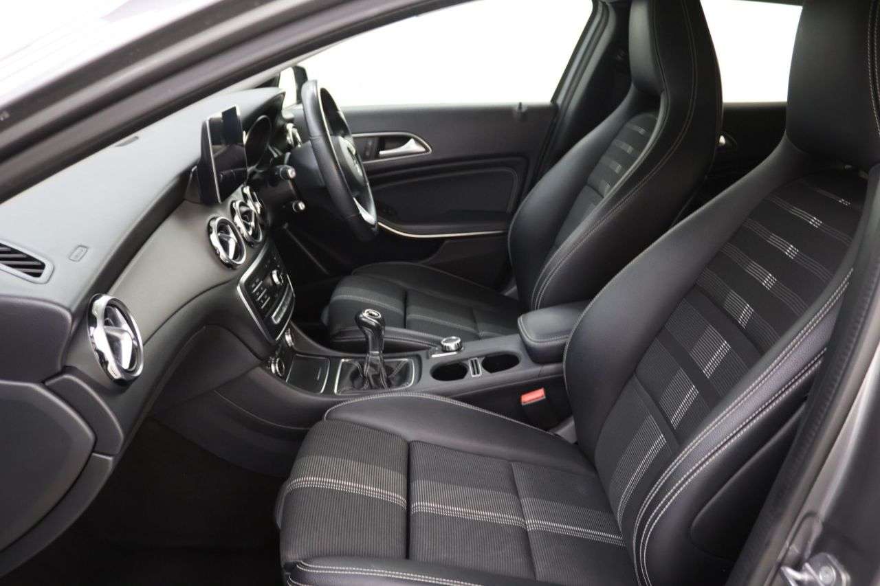 2019 MERCEDES-BENZ GLA CLASS 2019 MERCEDES-BENZ GLA CLASS