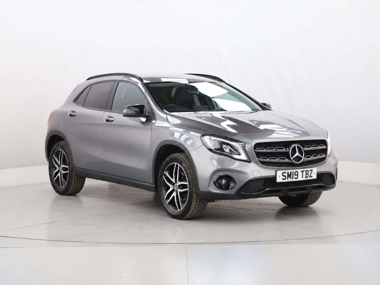 A 2019 MERCEDES-BENZ GLA CLASS 1.6 GLA180 Urban Edition SUV 5dr Petrol Manual Euro 6 (s/s) (122 ps) A 2019 MERCEDES-BENZ GLA CLASS 1.6 GLA180 Urban Edition SUV 5dr Petrol Manual Euro 6 (s/s) (122 ps)