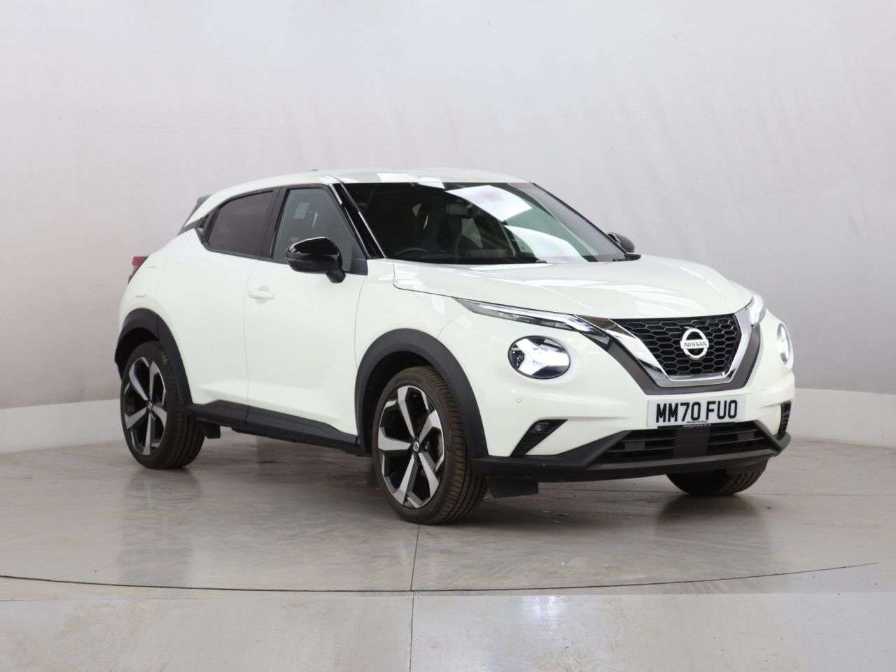 A 2020 NISSAN JUKE 1.0 DIG-T Tekna SUV 5dr Petrol DCT Auto Euro 6 (s/s) (114 ps) A 2020 NISSAN JUKE 1.0 DIG-T Tekna SUV 5dr Petrol DCT Auto Euro 6 (s/s) (114 ps)