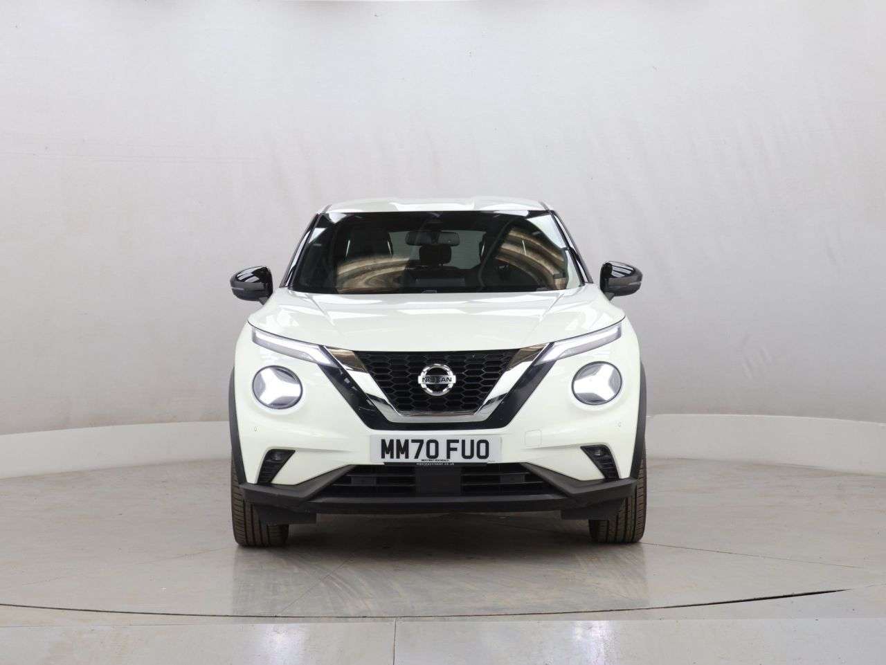 A 2020 NISSAN JUKE 1.0 DIG-T Tekna SUV 5dr Petrol DCT Auto Euro 6 (s/s) (114 ps) A 2020 NISSAN JUKE 1.0 DIG-T Tekna SUV 5dr Petrol DCT Auto Euro 6 (s/s) (114 ps)