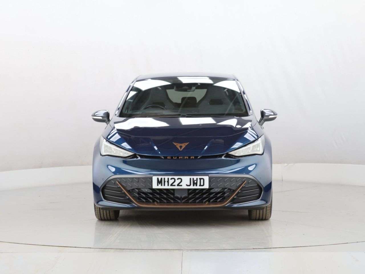 A 2022 CUPRA BORN 58kWh V3 Hatchback 5dr Electric Auto (204 ps) A 2022 CUPRA BORN 58kWh V3 Hatchback 5dr Electric Auto (204 ps)