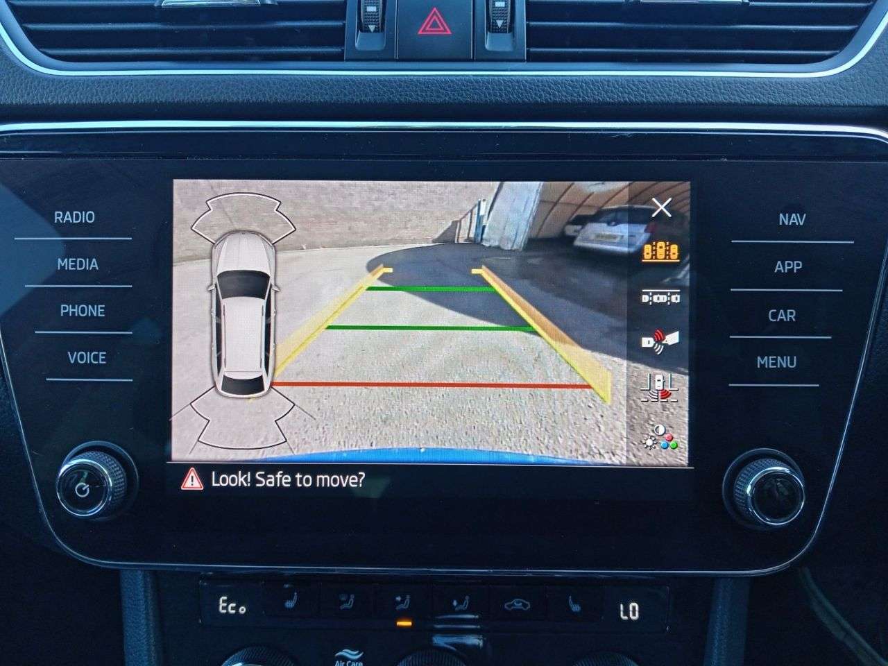A 2022 SKODA SUPERB 1.4 TSI iV 13kWh SE Technology Estate 5dr Petrol Plug-in Hybrid DSG Euro 6 A 2022 SKODA SUPERB 1.4 TSI iV 13kWh SE Technology Estate 5dr Petrol Plug-in Hybrid DSG Euro 6