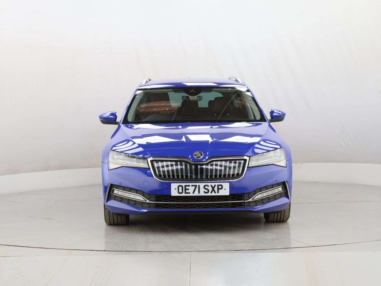 A 2022 SKODA SUPERB 1.4 TSI iV 13kWh SE Technology Estate 5dr Petrol Plug-in Hybrid DSG Euro 6 A 2022 SKODA SUPERB 1.4 TSI iV 13kWh SE Technology Estate 5dr Petrol Plug-in Hybrid DSG Euro 6