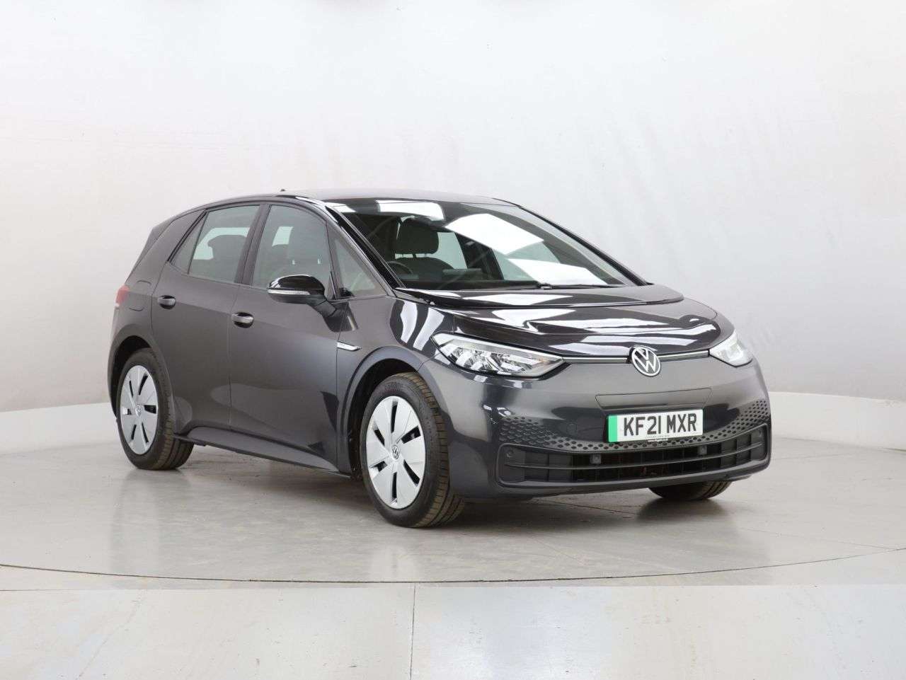 A 2021 VOLKSWAGEN ID3 Pro Performance 58kWh Life Hatchback 5dr Electric Auto (204 ps) A 2021 VOLKSWAGEN ID3 Pro Performance 58kWh Life Hatchback 5dr Electric Auto (204 ps)