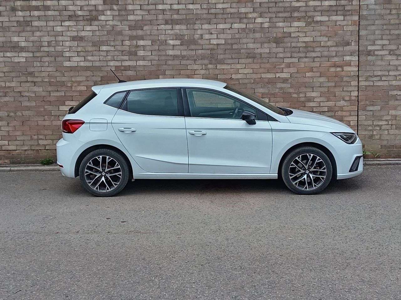 A 2023 SEAT IBIZA 1.0 TSI XCELLENCE Hatchback 5dr Petrol Manual Euro 6 (s/s) (110 ps) A 2023 SEAT IBIZA 1.0 TSI XCELLENCE Hatchback 5dr Petrol Manual Euro 6 (s/s) (110 ps)