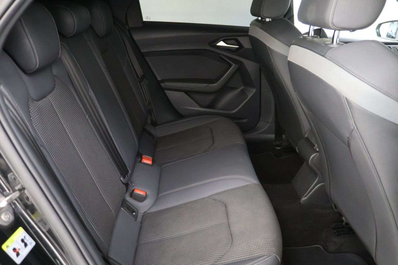 2020 AUDI A1 2020 AUDI A1
