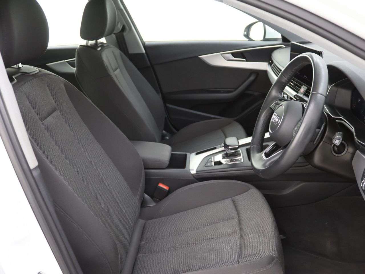 2023 AUDI A4 AVANT 2023 AUDI A4 AVANT