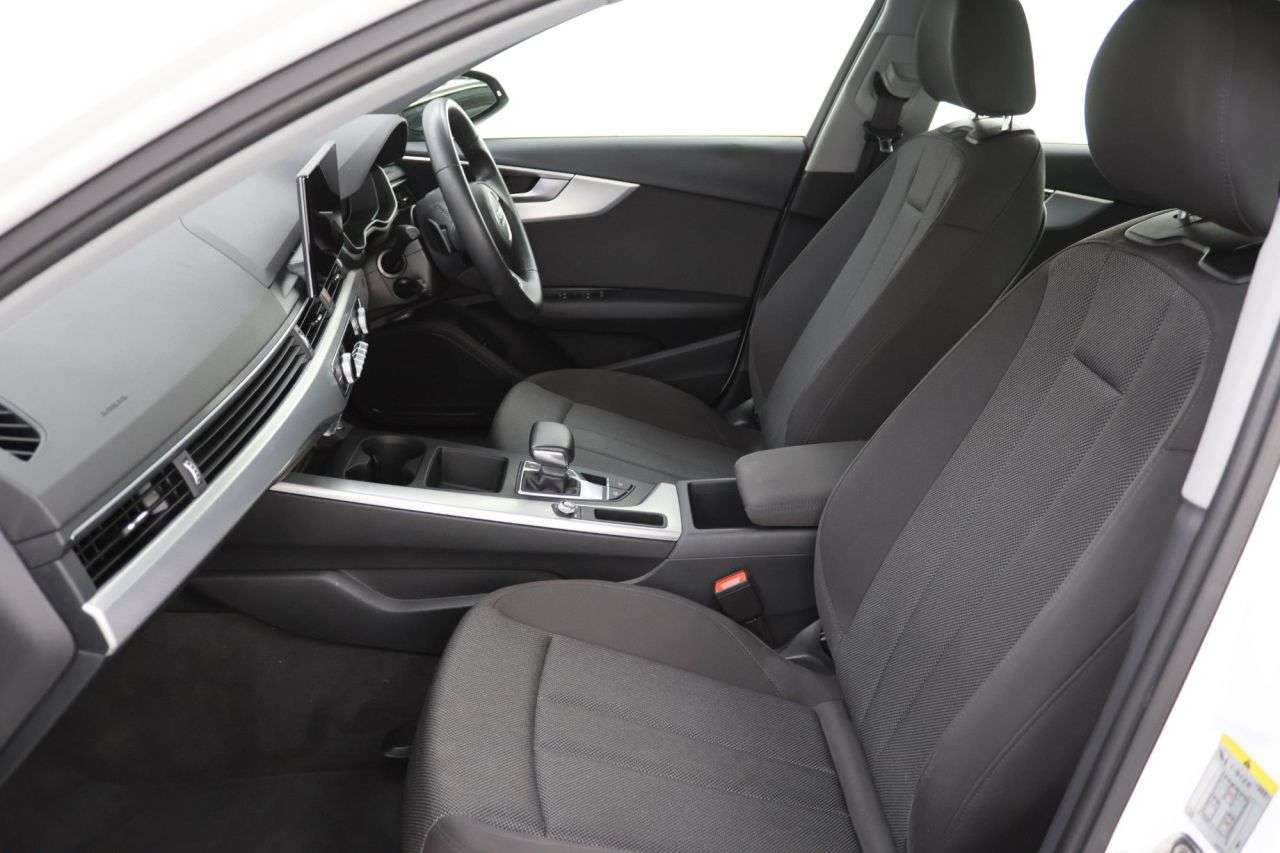 2023 AUDI A4 AVANT 2023 AUDI A4 AVANT